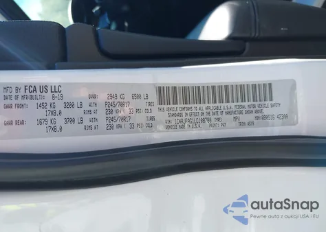 2020 Jeep Grand Cherokee Laredo E 4X4 z USA, uszkodzony, nr VIN 1C4RJFAG1LC108780